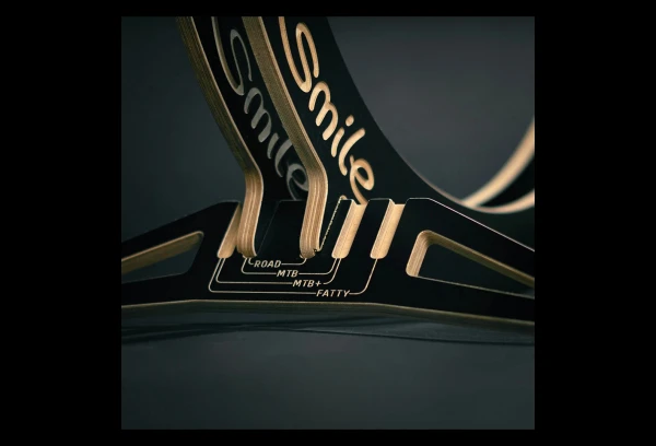 Support Velo MTB Hopper Smile Noir 5 Support Velo MTB Hopper Smile Noir – Image 3