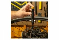 Tournevis Multi-Embouts Pedro's Pro Bit Driver - 2 & 2.5 Mm Hex / T25 Torx 10 Tournevis Multi-Embouts Pedro's Pro Bit Driver - 2 & 2.5 Mm Hex / T25 Torx -Entretien Réparation Route Soldes unnamed file 3631