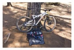 Trousse à Outils Wolf Tooth Travel Tool Wrap Noir -Entretien Réparation Route Soldes unnamed file 4311