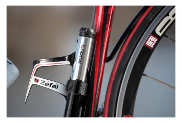 ZEFAL Mini Pompe AIR Profil FC02 Noir 4 ZEFAL Mini Pompe AIR Profil FC02 Noir – Image 2